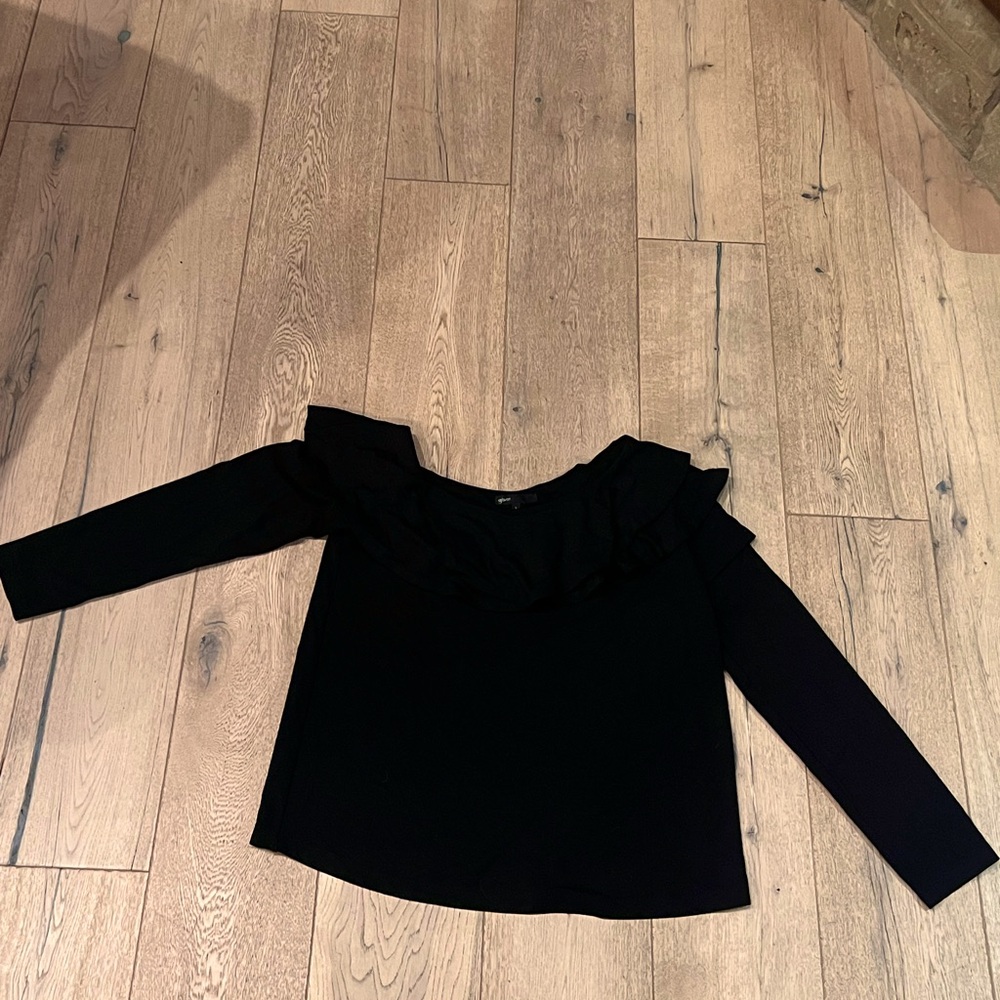 Gibson x Living in Yellow
Date Night Top Black - L